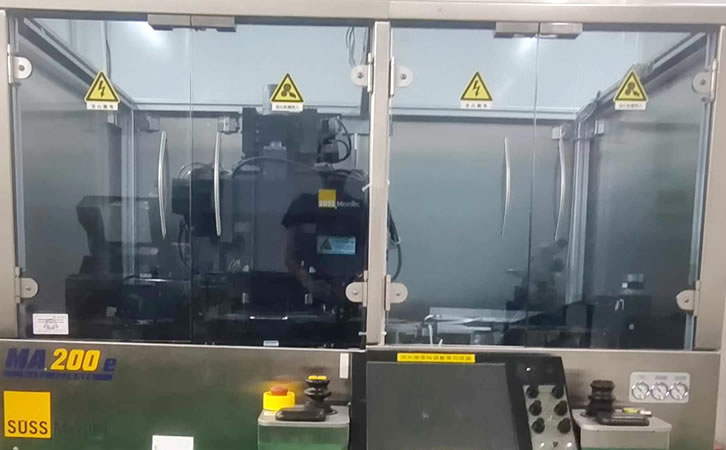 KARL SUSS MA200e̙C(j)